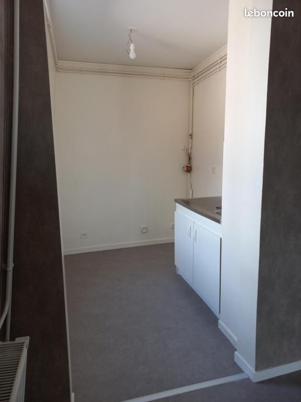 Appartement 1 pièce 32 m² · à La Châtre · 32 m² · 345 €/mois