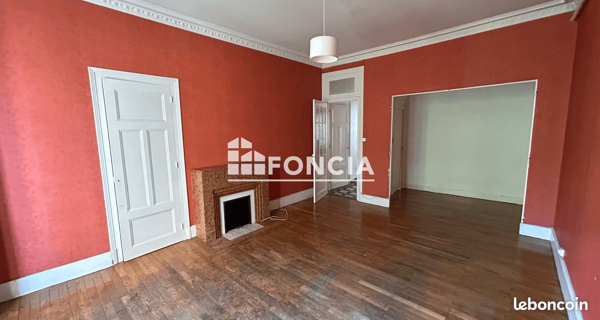 Appartement 3 pièces 92 m² · à Grenoble · 92 m² · 818 €/mois