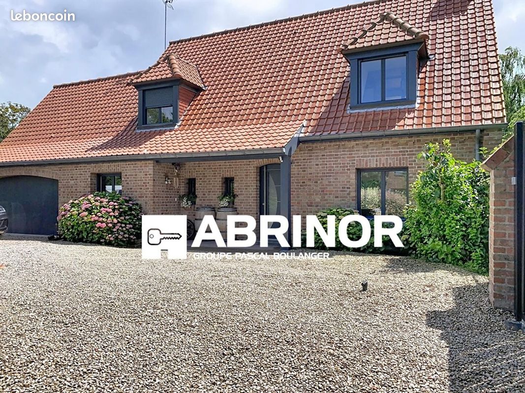 Maison 5 pièces 140 m² · à Sailly-lez-Lannoy · 140 m² · 699 000 €