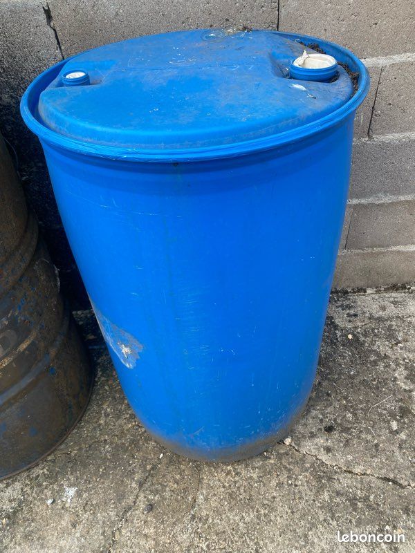 Fut plastique bleu (image 1)