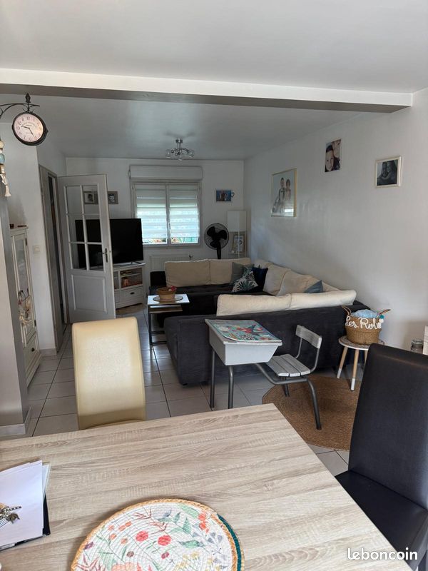 Maison 4 pièces 102 m² · à Neuville-Saint-Rémy · 102 m² · 840 €/mois