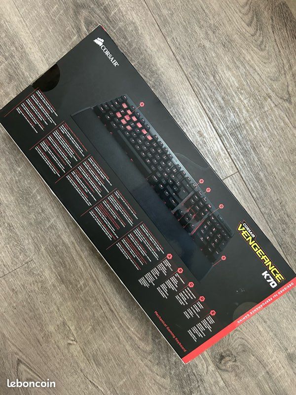Lot Corsair Gaming – Clavier mécanique Vengeance K70 + Souris M65 RGB Elite (image 6)