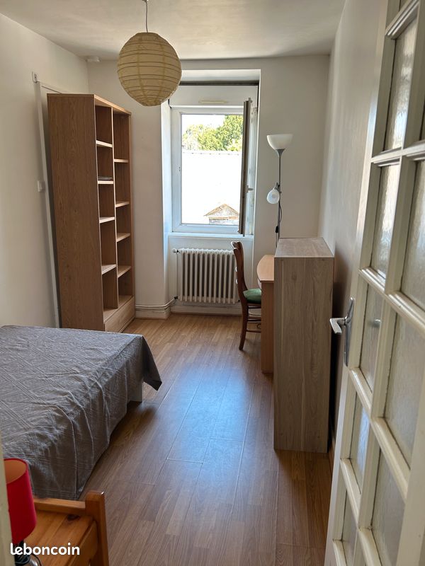 Appartement 3 pièces 20 m² · à Guingamp · 20 m² · 390 €