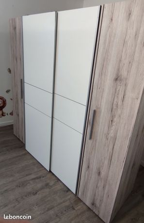 Armoire Chambre Adulte 2 Portes Coulissantes Bois Blanc Et Bois Clair Avec Miroir Baker 200cm