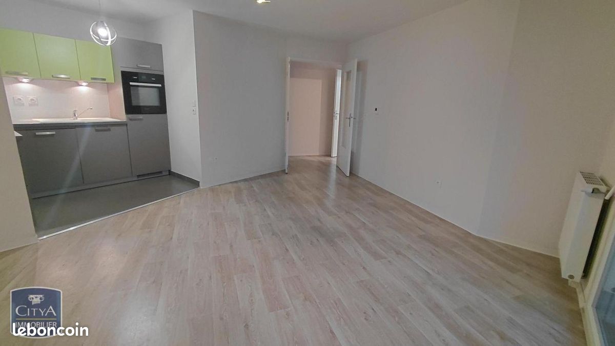 Appartement 2 pièces 44 m² · à Besançon · 44 m² · 755 €