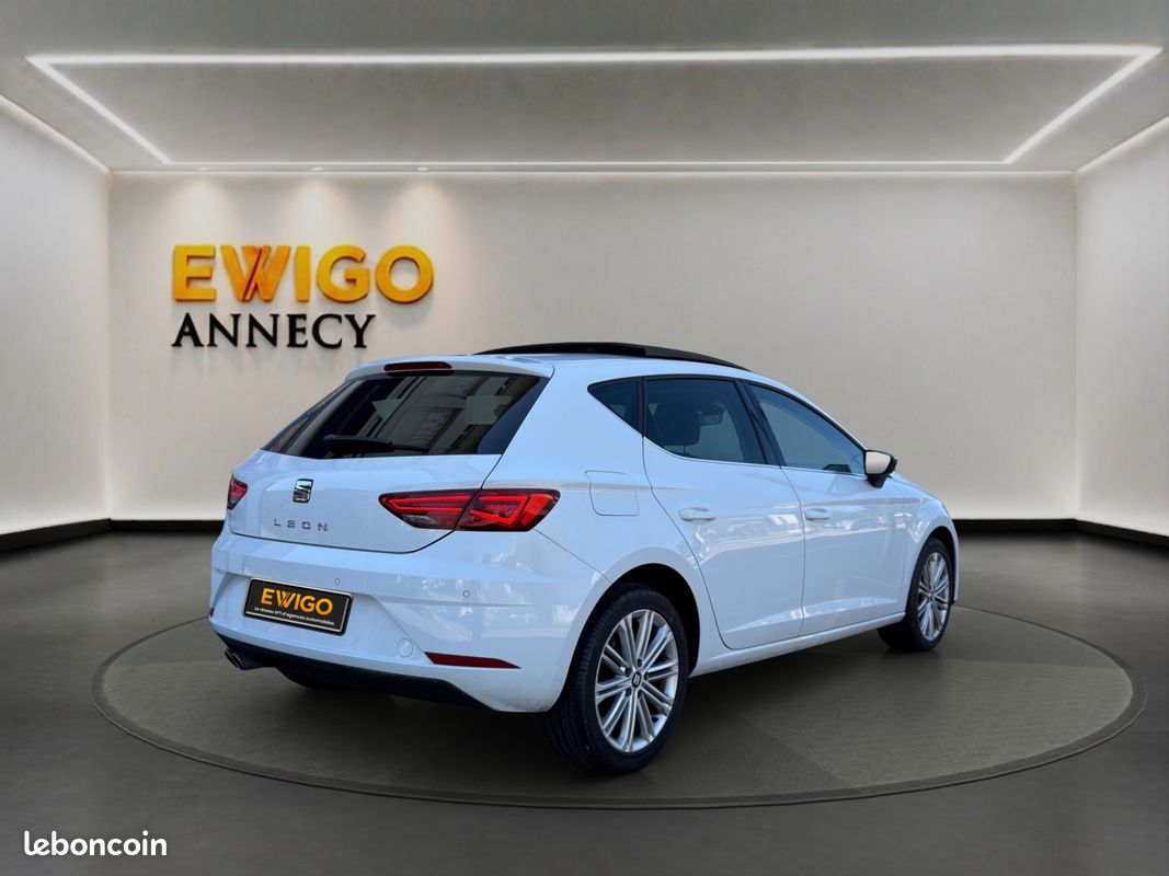 SEAT Leon 1.5 TSi 150CH XCELLENCE DSG / TOIT OUVRANT / CARPLAY / VIRTUAL COCKPIT / CAMERA / GARANTIE 6 MOIS (image 2)
