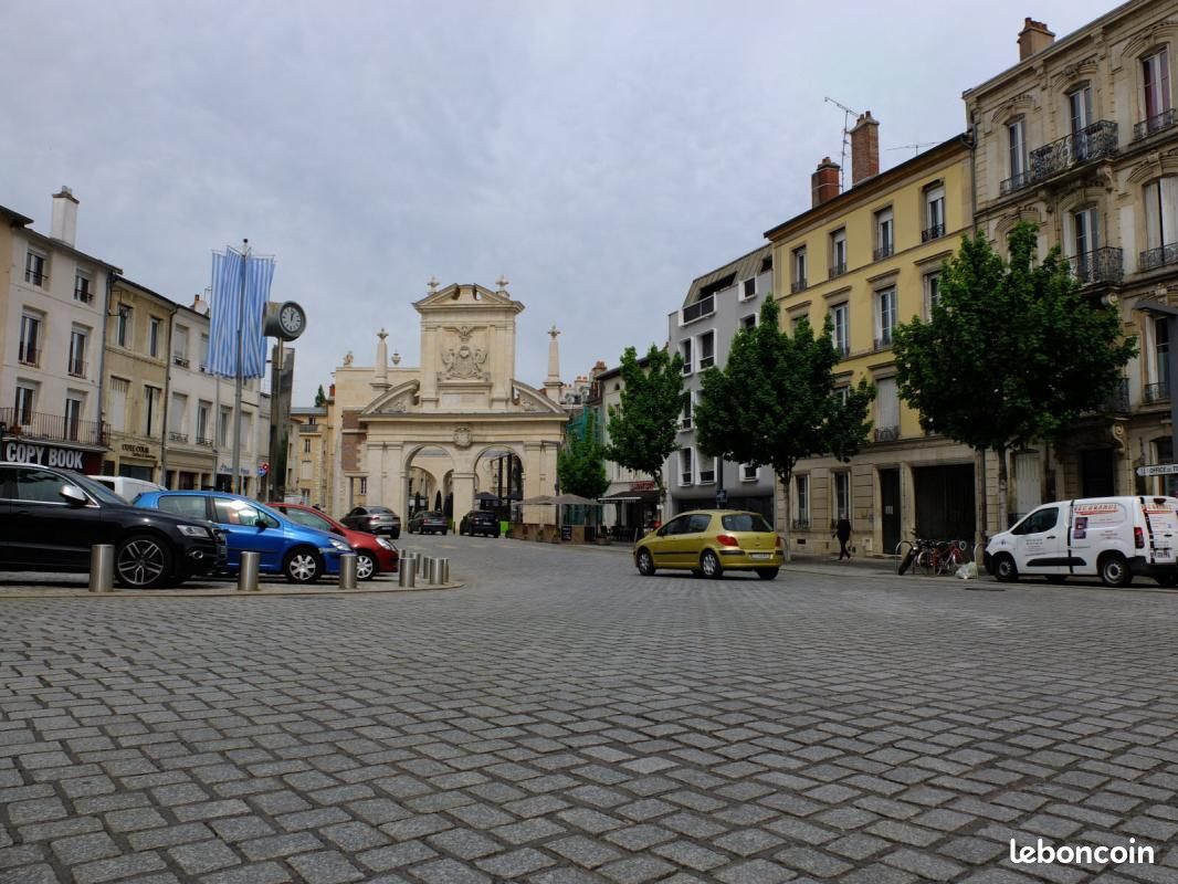 Appartement 1 pièce 15 m² · à Nancy · 15 m² · 300 €