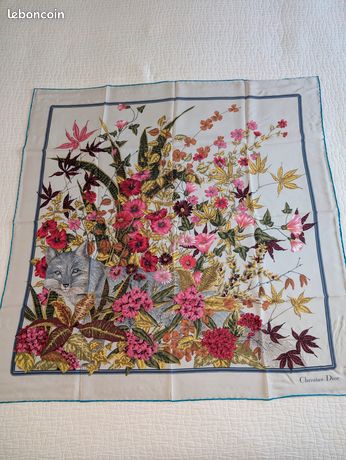 Christian Dior Carré de soie Accessoires Bagagerie