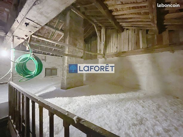 https://img.leboncoin.fr/api/v1/lbcpb1/images/20/31/6a/20316a0c829bf312e9cfc894cb61bf3b34c6283b.jpg?rule=ad-image