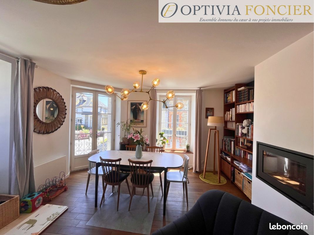 Maison 5 pièces 123 m² · à Bourg-des-Comptes · 123 m² · 312 600 €