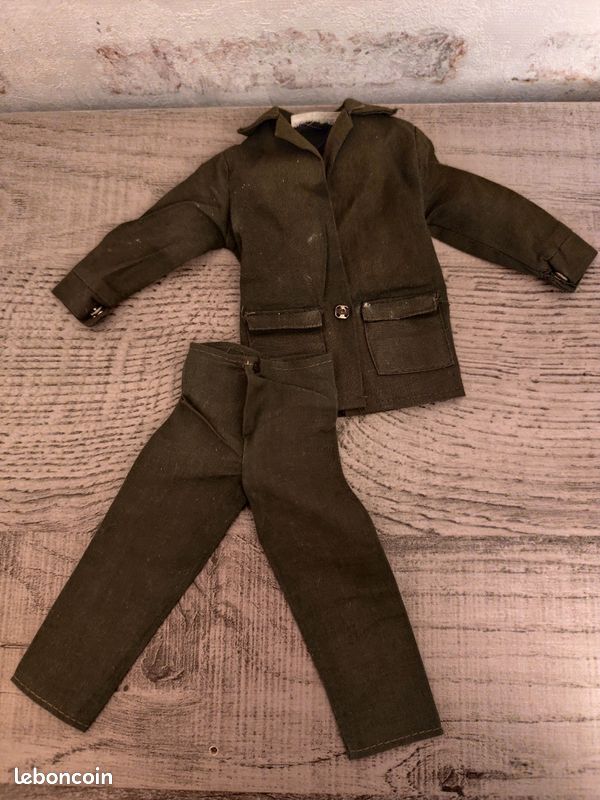 Lot Tenues Militaires Pour Action Joe / GI Joe - Avec Accessoires - Occasion