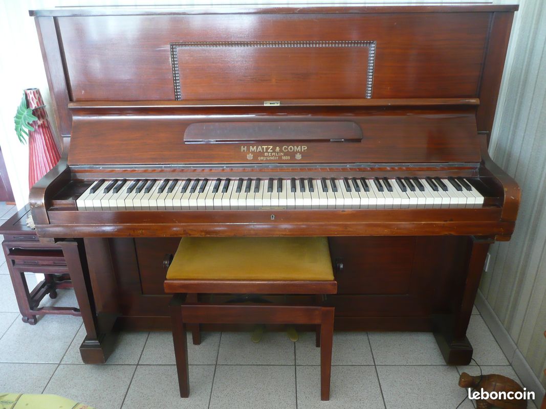 Piano droit de marque Hermann Matz (image 3)