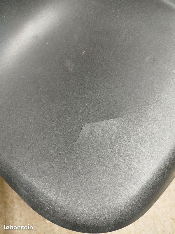 Chaise de salle (image 3)