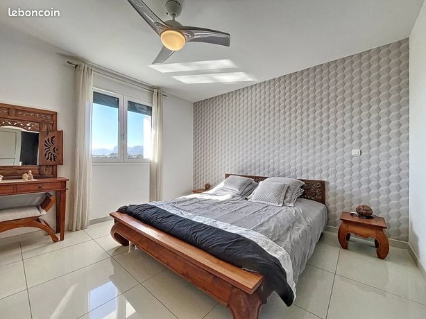 Villa 7 pièces 175 m² — 12
