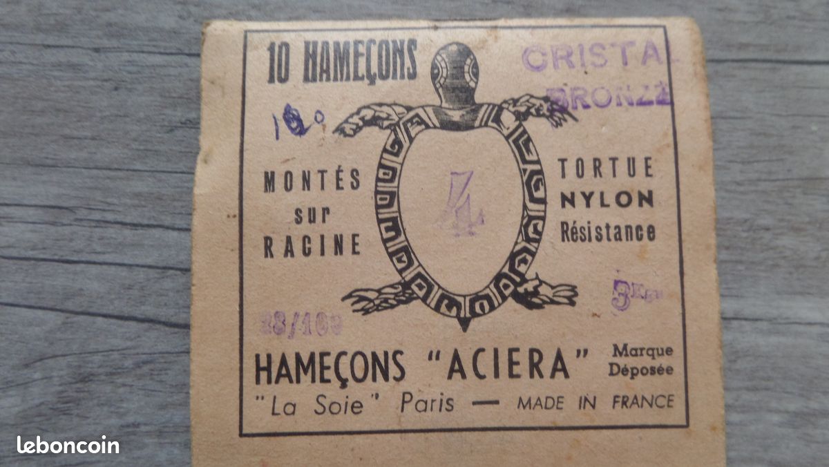 Reconnaître les mauvaises herbes : liste et photos