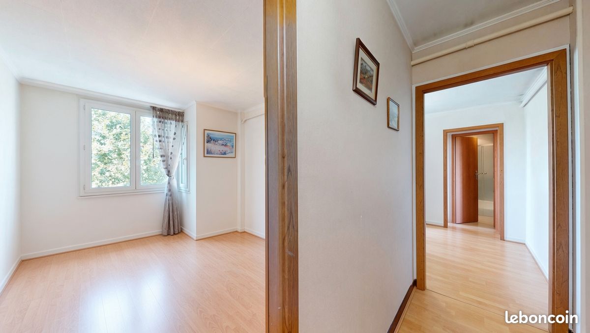 Appartement 4 pièces 70 m² · à Grenoble · 70 m² · 105 000 €