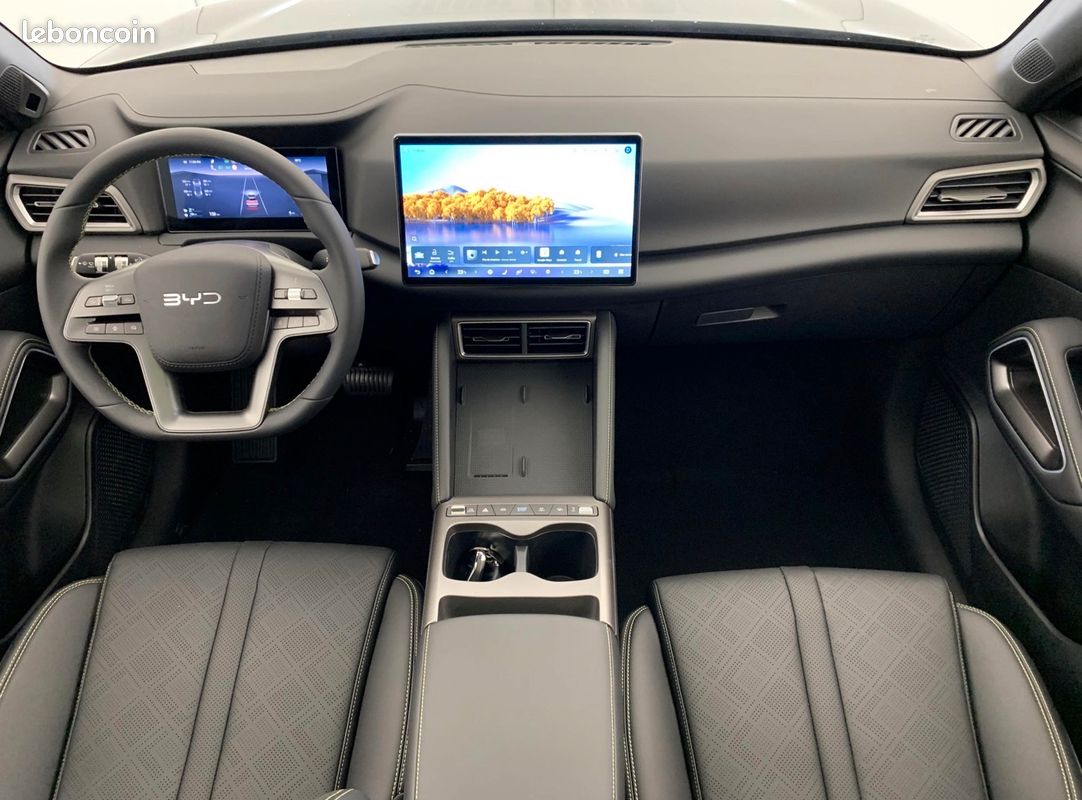 BYD - ATTO 2 PHEV 1.5 DM-I BOOST Caméra 360° - Toit panoramique - Radars AV/AR - Navigation - Intégration smartphone - Jantes alliage 17" / POSSIBILITE DE FINANCEMENT ET LOA (image 5)