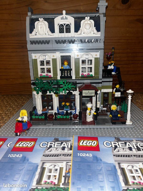 Chez Albert 10243 Parisian Restaurant Set LEGO Creator Le