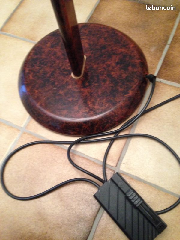 Lampe sur pied (image 2)
