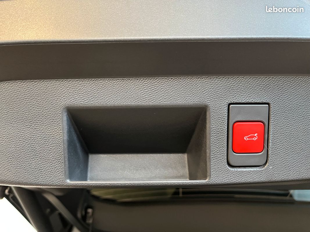 Citroën C5 Aircross Hybride 145ch auto MAX (Pack Cuir Hype Grey, Pack Hiver, Toit Ouvrant, Grip Control) (image 9)