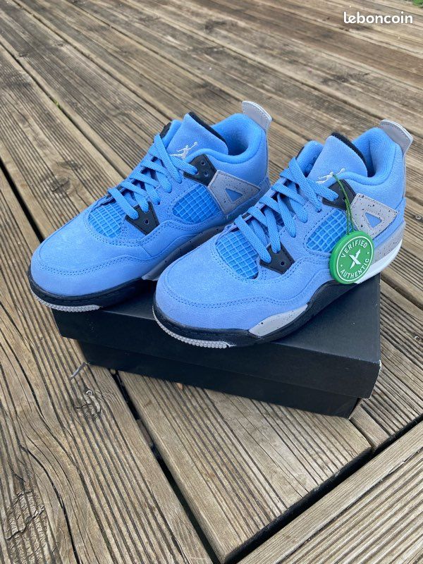 Jordan retro blue enfant Chaussures