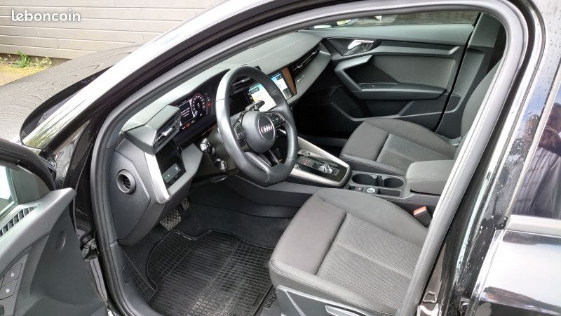 Audi A3 SPORTBACK 30 TFSI 110CH MILD HYBRID BUSINESS LINE S TRONIC 7 (image 4)
