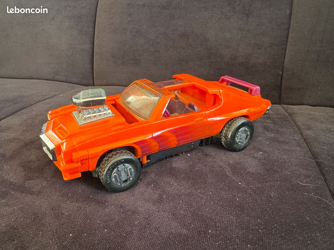 Kenner (1986) M.A.S.K. Stinger and Bruno Sheppard (No package