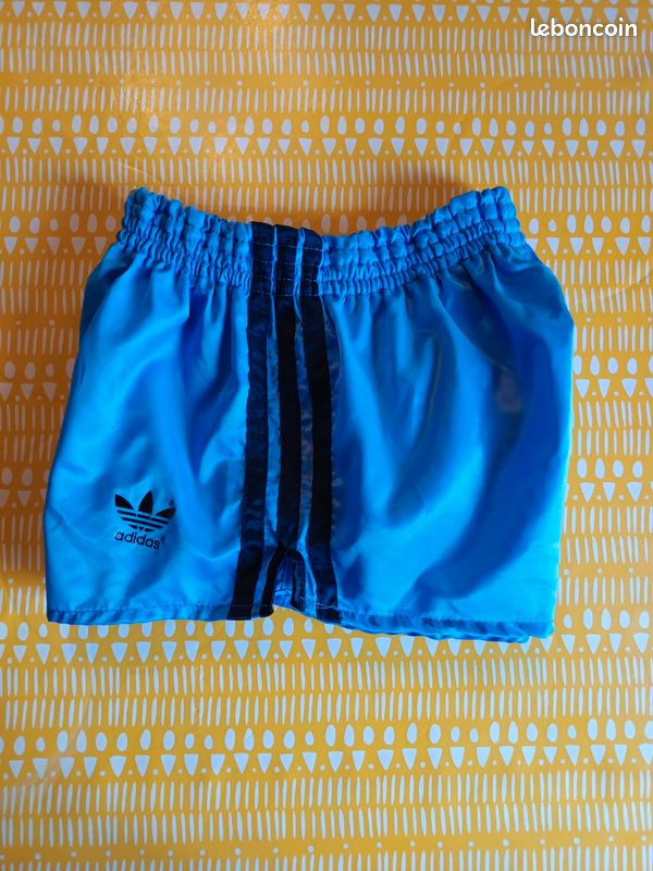 Adidas vintage short polyamide année 80 XS 80 - Vêtements