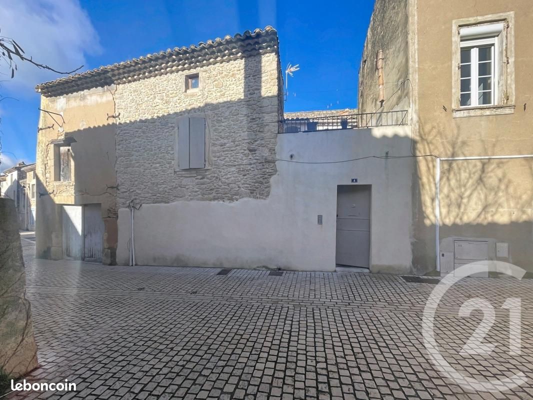 Maison 8 pièces 138 m² · à Chusclan · 138 m² · 240 000 €