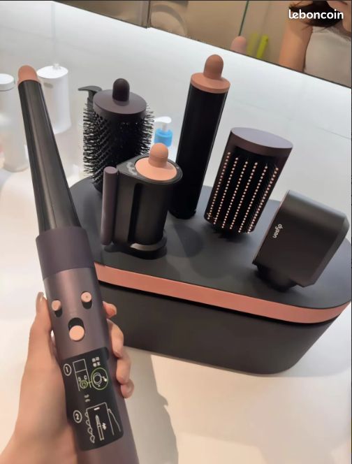 Dyson Airwrap (image 1)