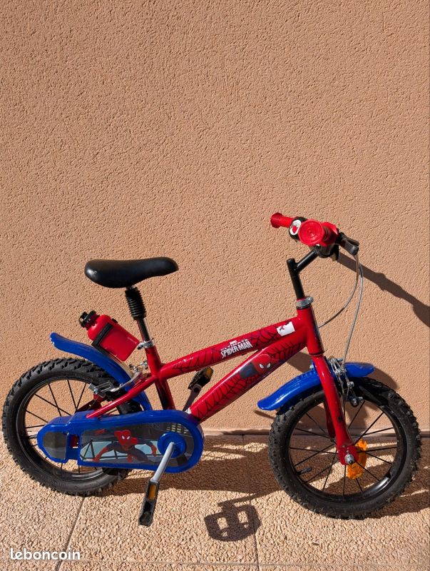 Bicycle Velo Spiderman Ans Vélo Spiderman Enfant 16' Très Bon