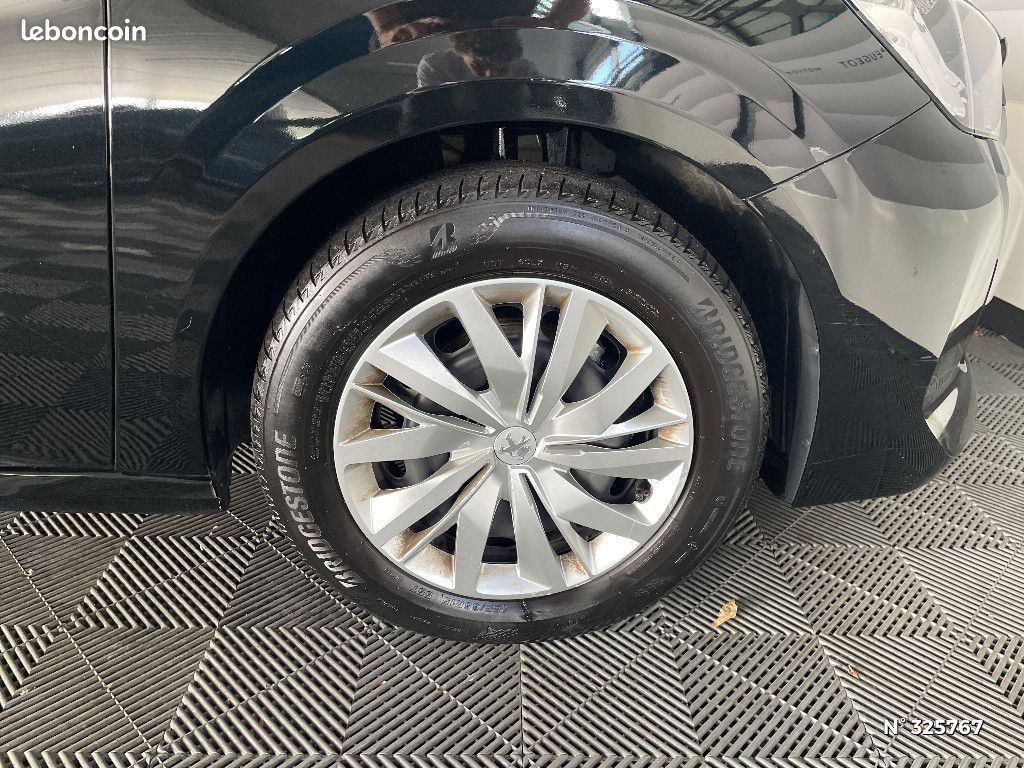 Peugeot 208 PURETECH 75 S&S BVM5 LIKE (image 8)