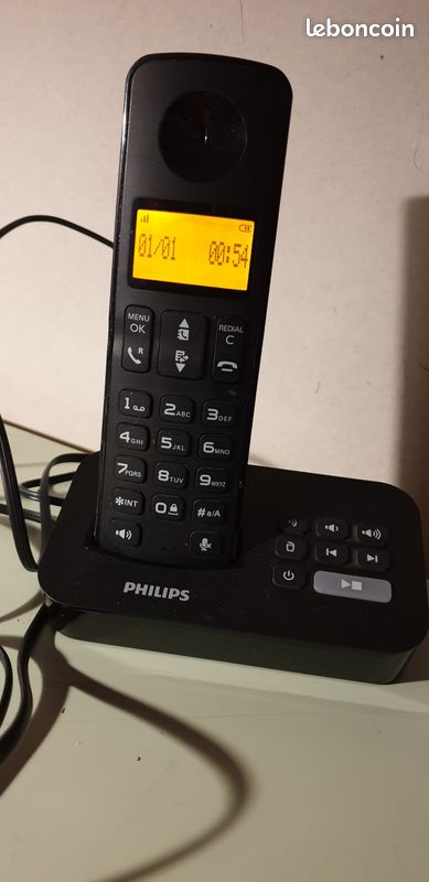 Télépone sans fil PHILIPS D205 beg avec piles (image 1)