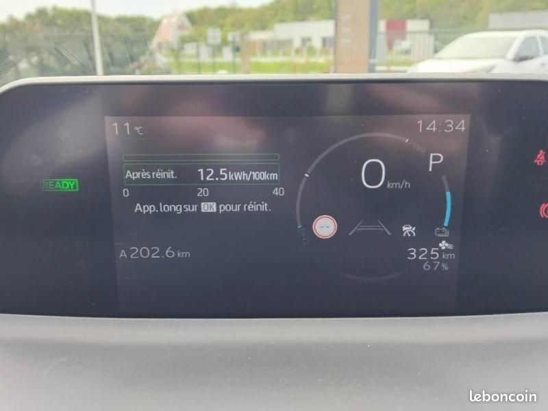 Toyota C-HR+ 224ch 77kWh Design Grande Autonomie (image 19)