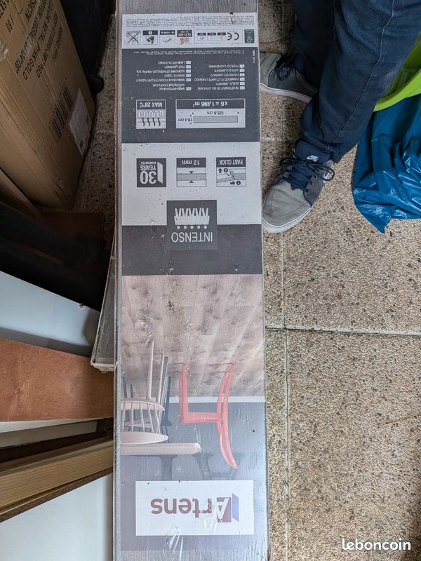 Lot Parquet Stratifié Artens Intenso + Sous-couche Axton – Neuf / Neuf sous emballage (image 4)