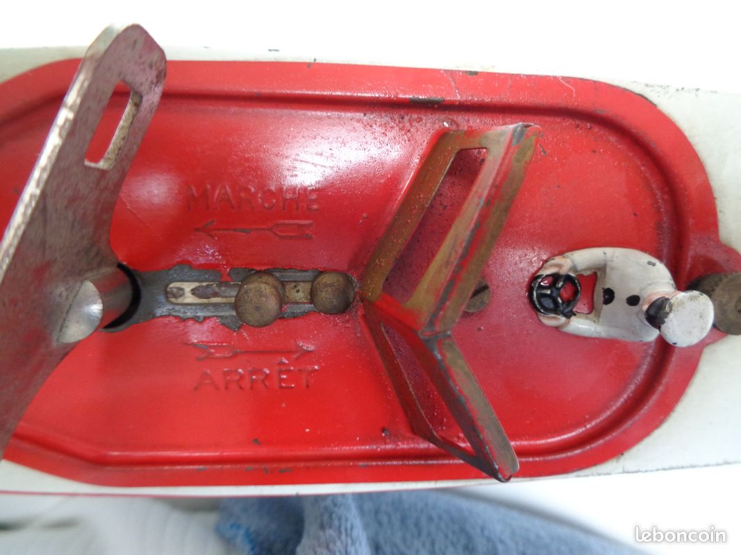 Ancien Canot Mécanique à Moteur JEP N°2 – Jouet En Tôle – France (état D'usage)