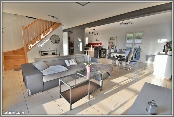 Maison 6 pièces 109 m²