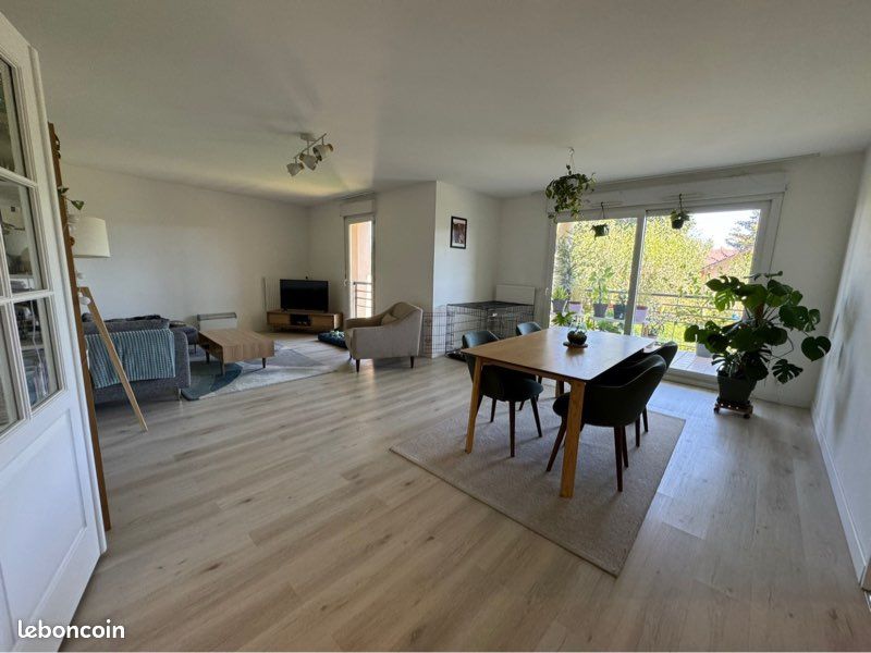 Appartement T4 de 115 m2 à louer Ferney Centre (image 2)