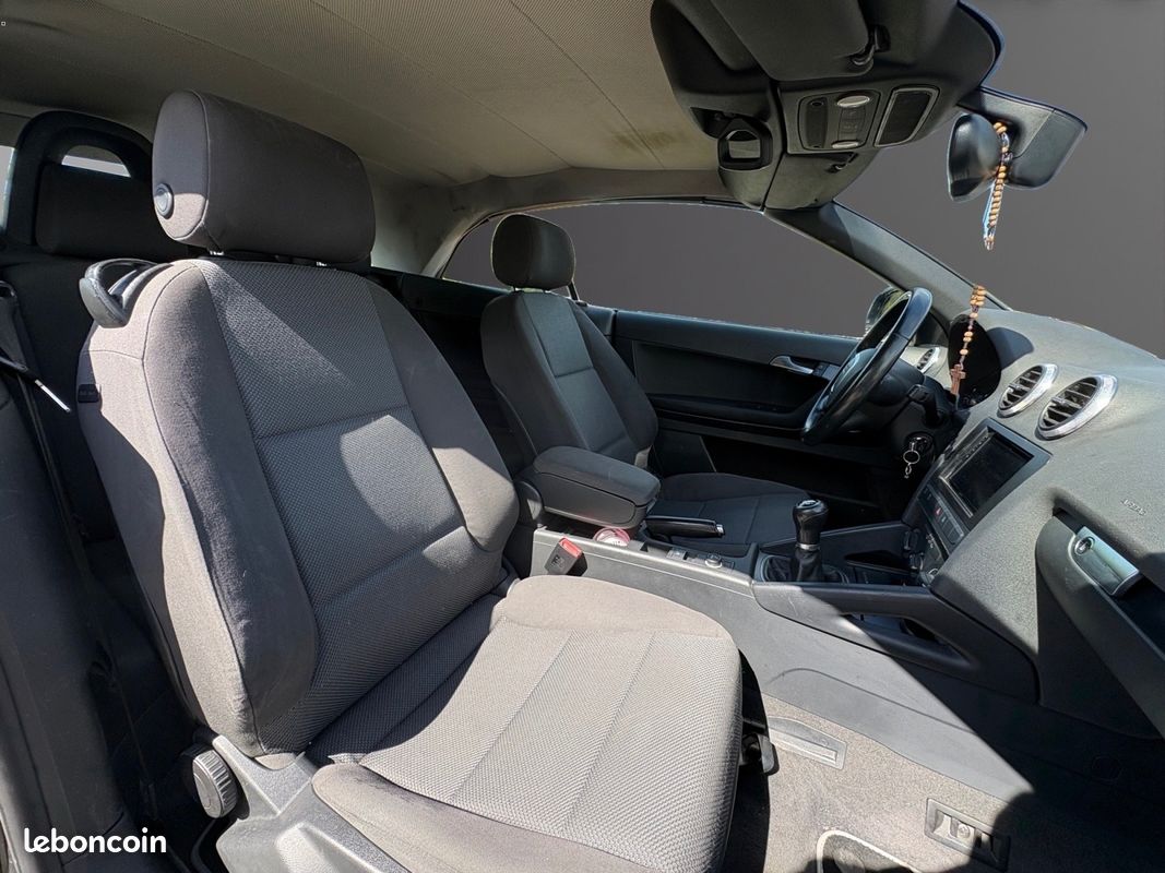 AUDI A3 CABRIOLET Ambiente 1.6 TDI 105 DPF (image 14)