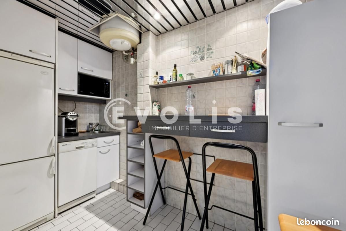 Bureaux 285 m² (image 12)