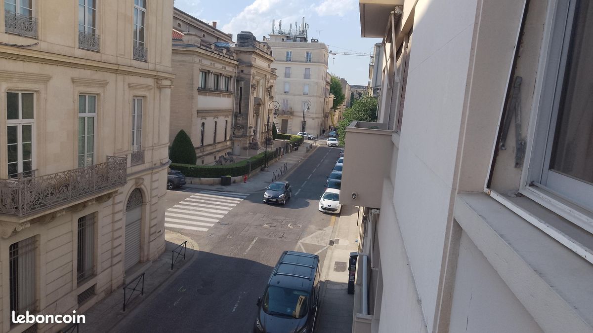 Appartement 5 pièces 109 m² · à Nîmes · 109 m² · 197 000 €