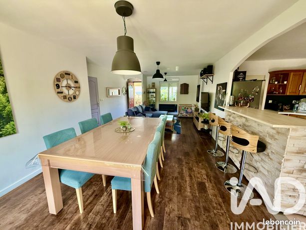 Maison familiale 8 pièces 123 m²