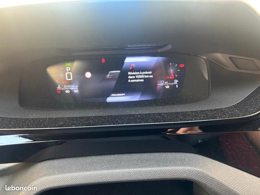 Peugeot 408 1.2 PURETECH 130 GT EAT BVA START-STOP (image 28)