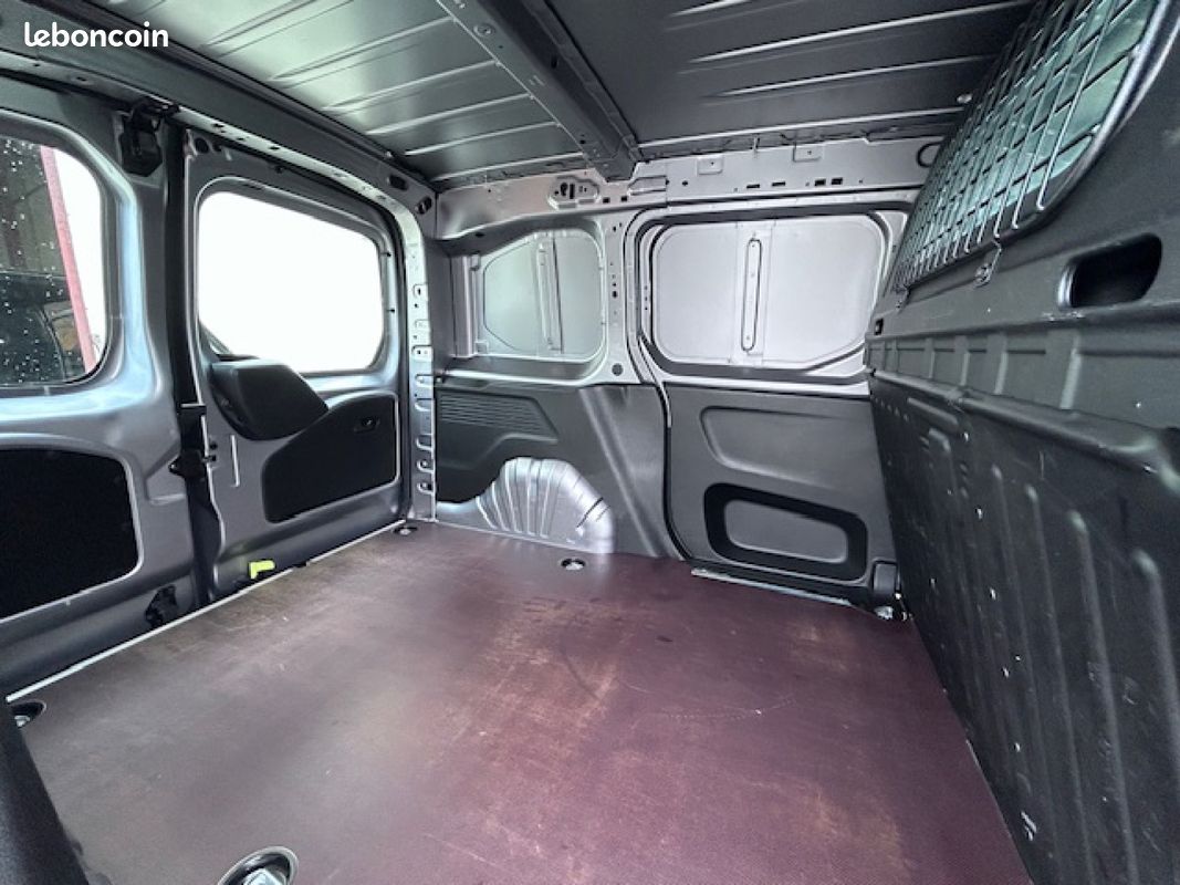 CITROEN BERLINGO FOURGON VAN M 650 1.5BLUEHDI 100CV CONTROL 73135KM 06/2021 prix TTC (image 4)