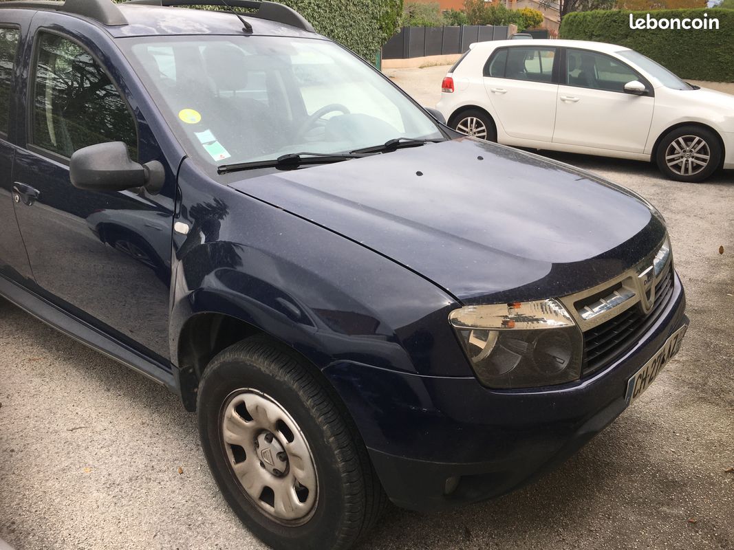 DUSTER DCI 4X4 1ère main 93000 km - Voitures