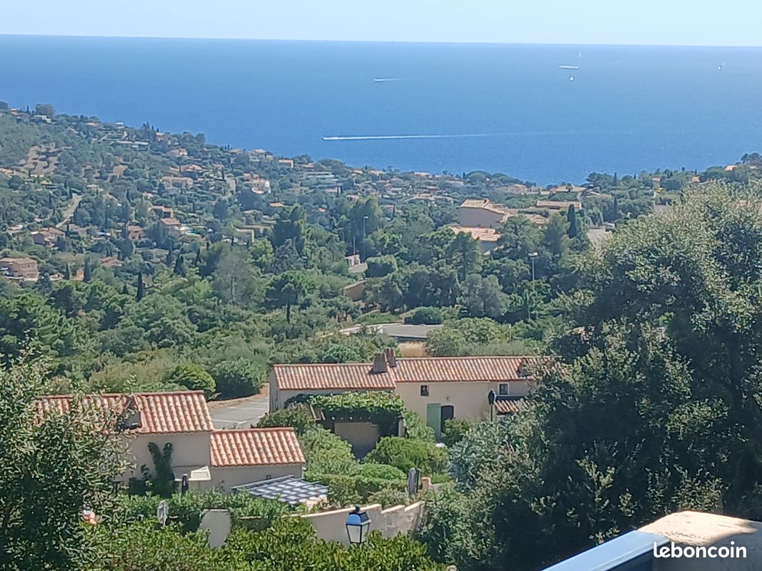 Appartement 2 pièces 35 m² · à Roquebrune-sur-Argens · 35,2 m² · 209 000 €