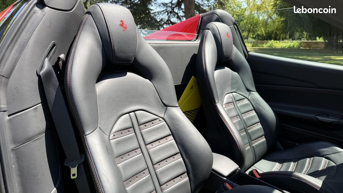 Ferrari 488 Spider V8 3.9 T 670ch (image 31)
