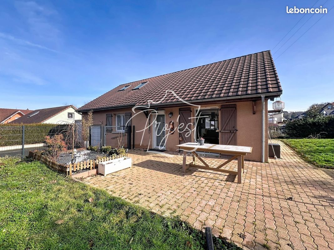 Maison 6 pièces 115 m² · à Dampierre-les-Bois · 115 m² · 224 500 €
