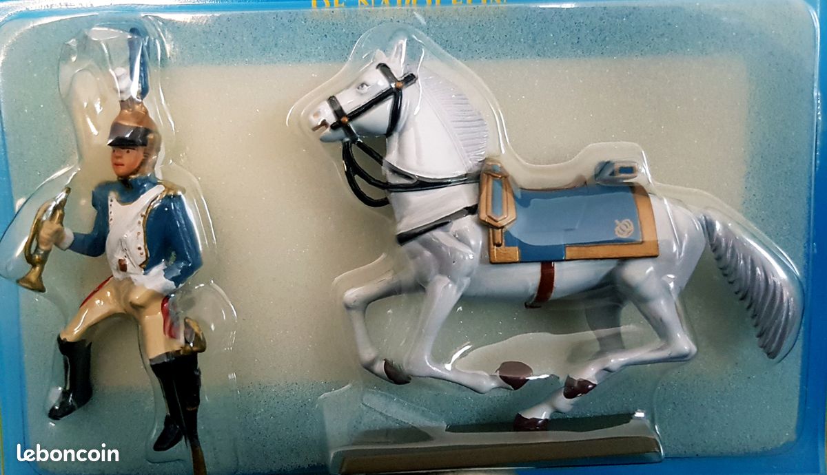 Figurine Starlux - Gendarme D'élite De La Garde De Napoléon - "Glorieux Cavaliers" - Occasion