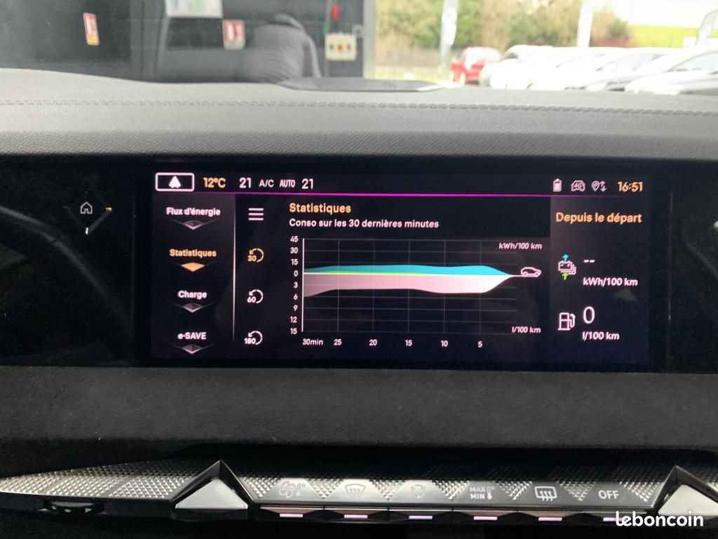 DS DS4 E-Tense - 225 Performance Line + / Caméra de recul/ CarPlay (image 28)